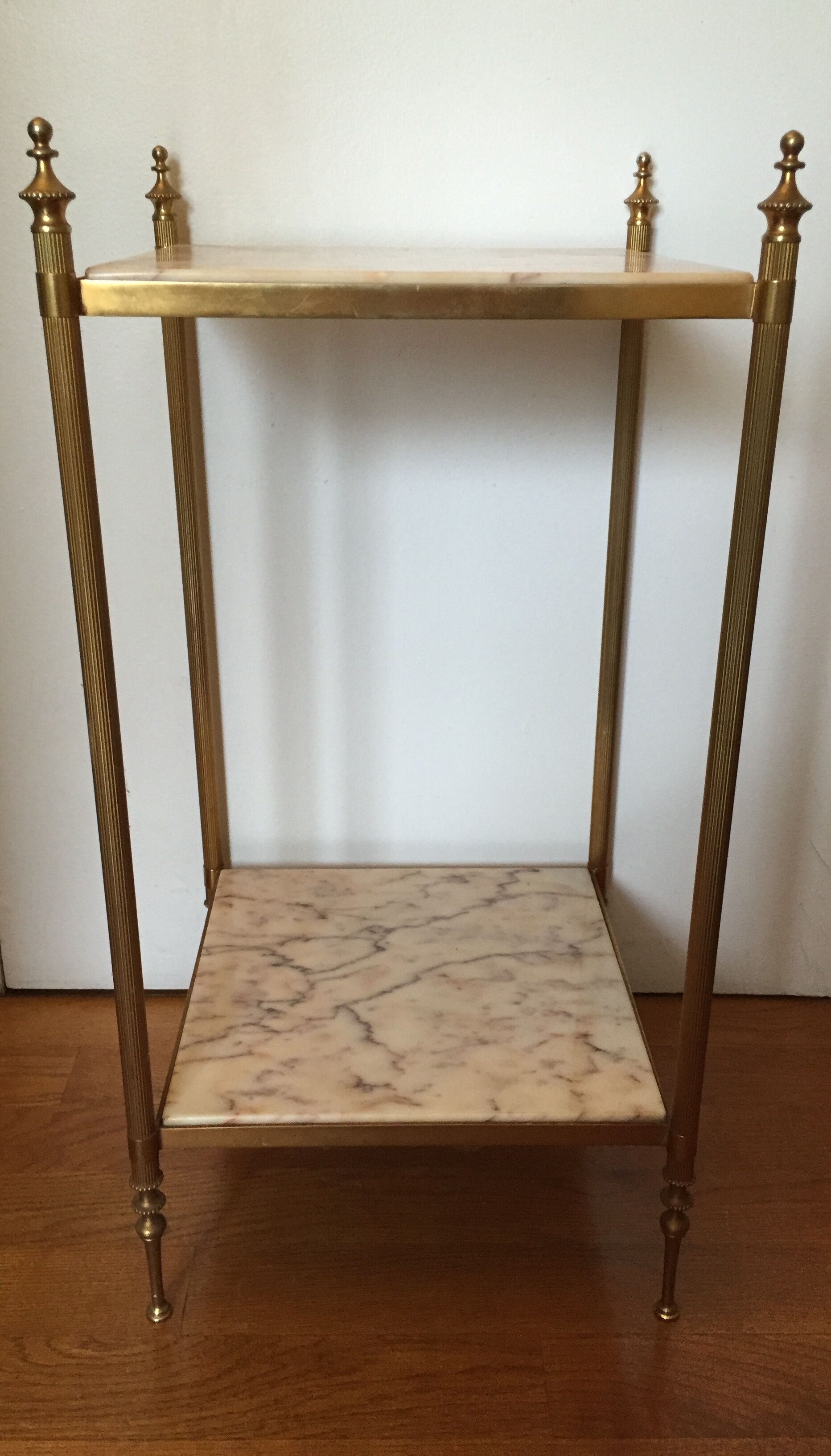 Etagère en laiton et marbre