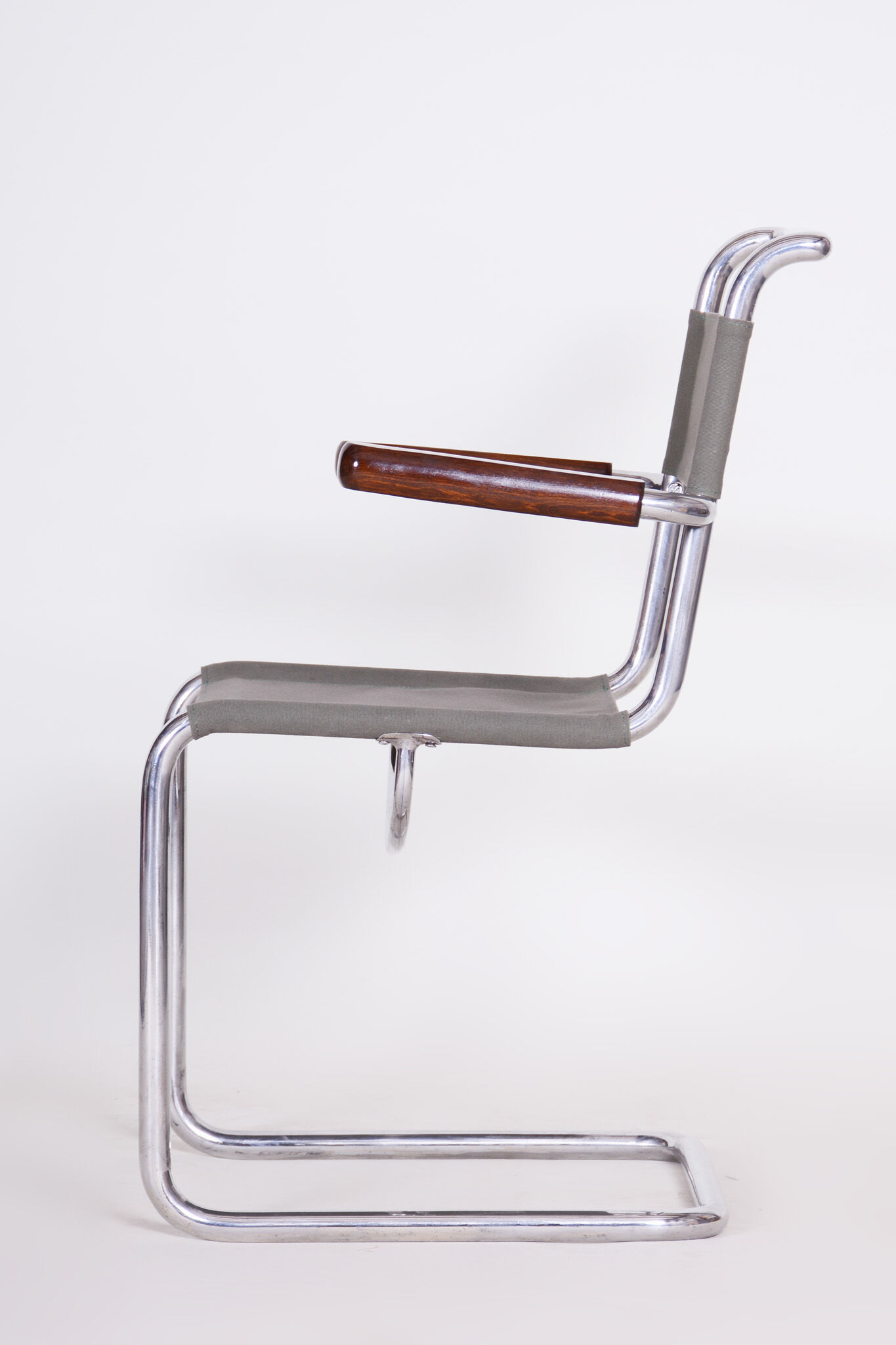 Hynek Gottwald chair - 1930s Czechia