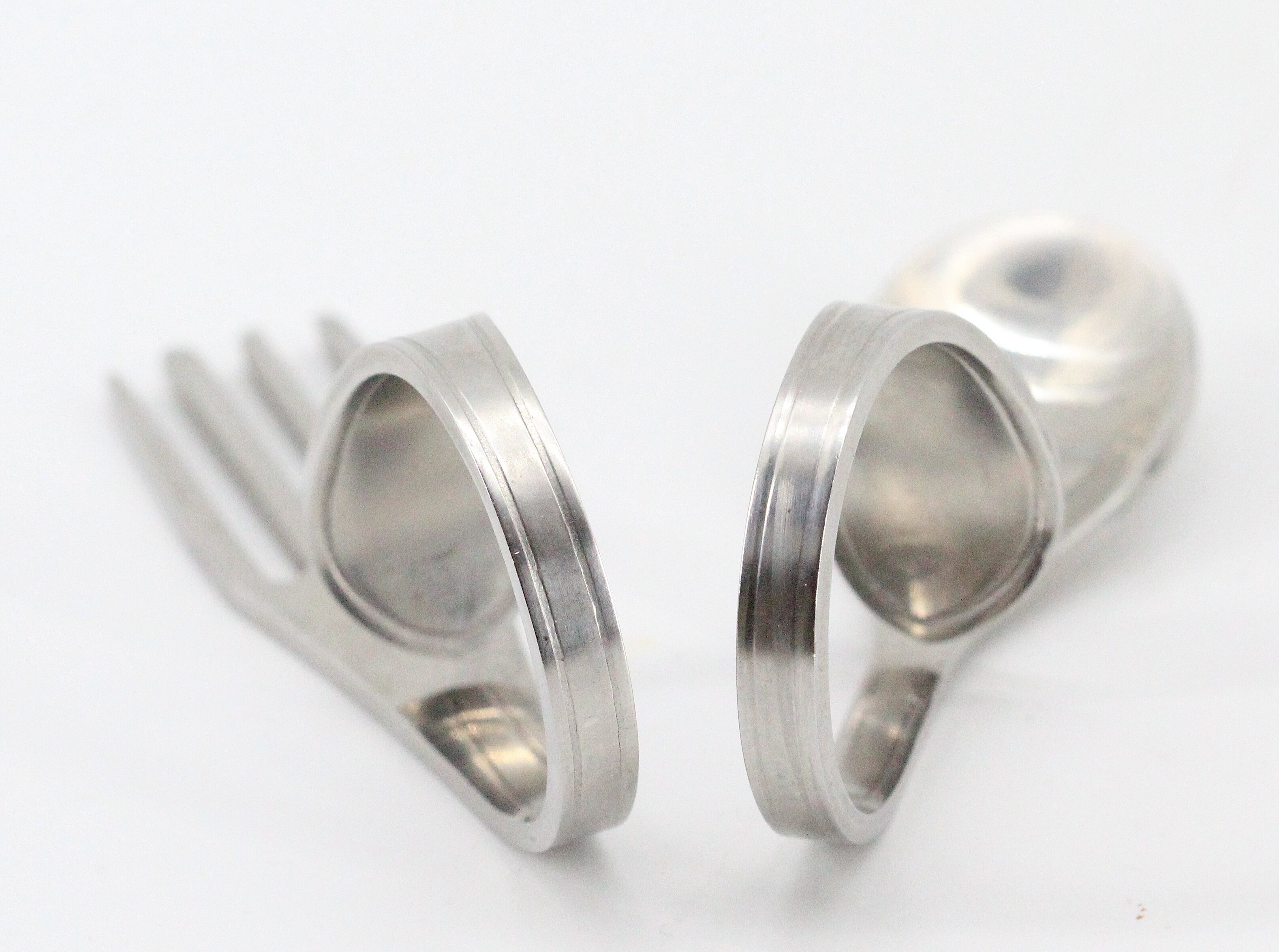 Spoon fork towel round