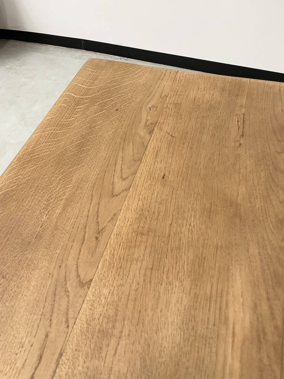 Oak farmhouse table 120cm + 200cm extensions