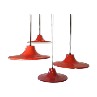 Lot of 4 vintage red enamelled suspensions