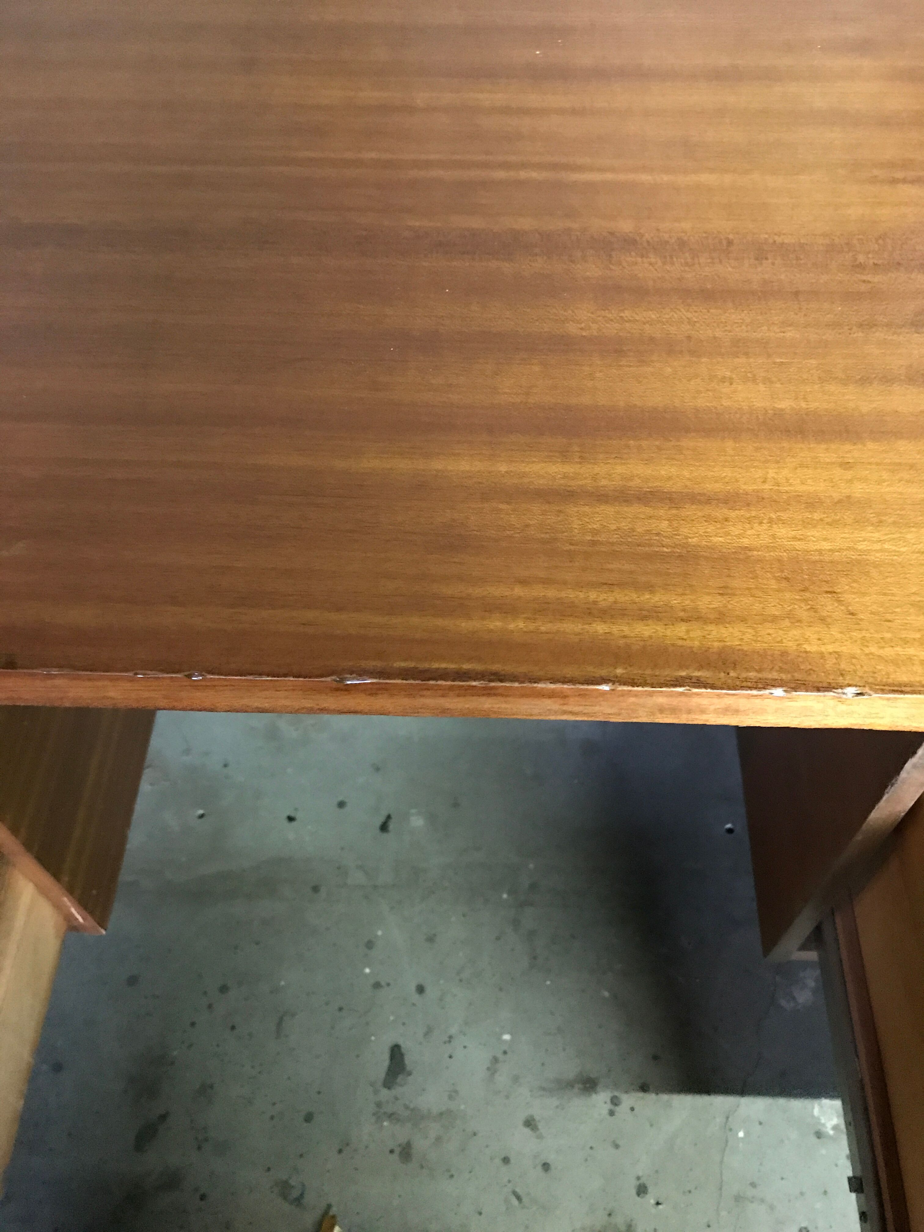 Bureau vintage des années 60