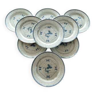 9 assiettes à dessert en porcelaine de Sologne