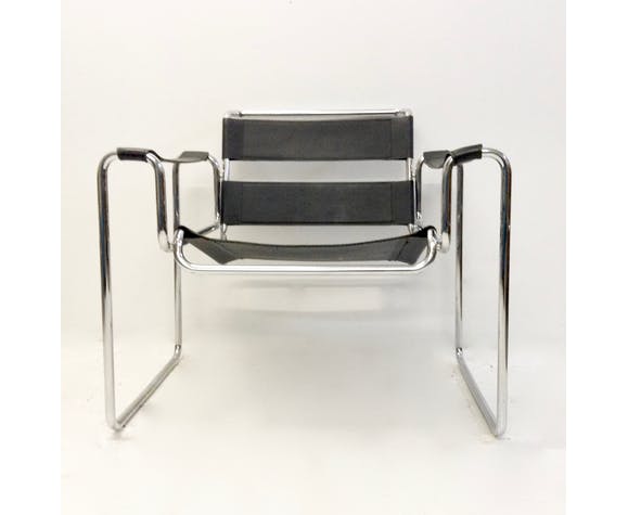 Fauteuil tubulaire et cuir noir