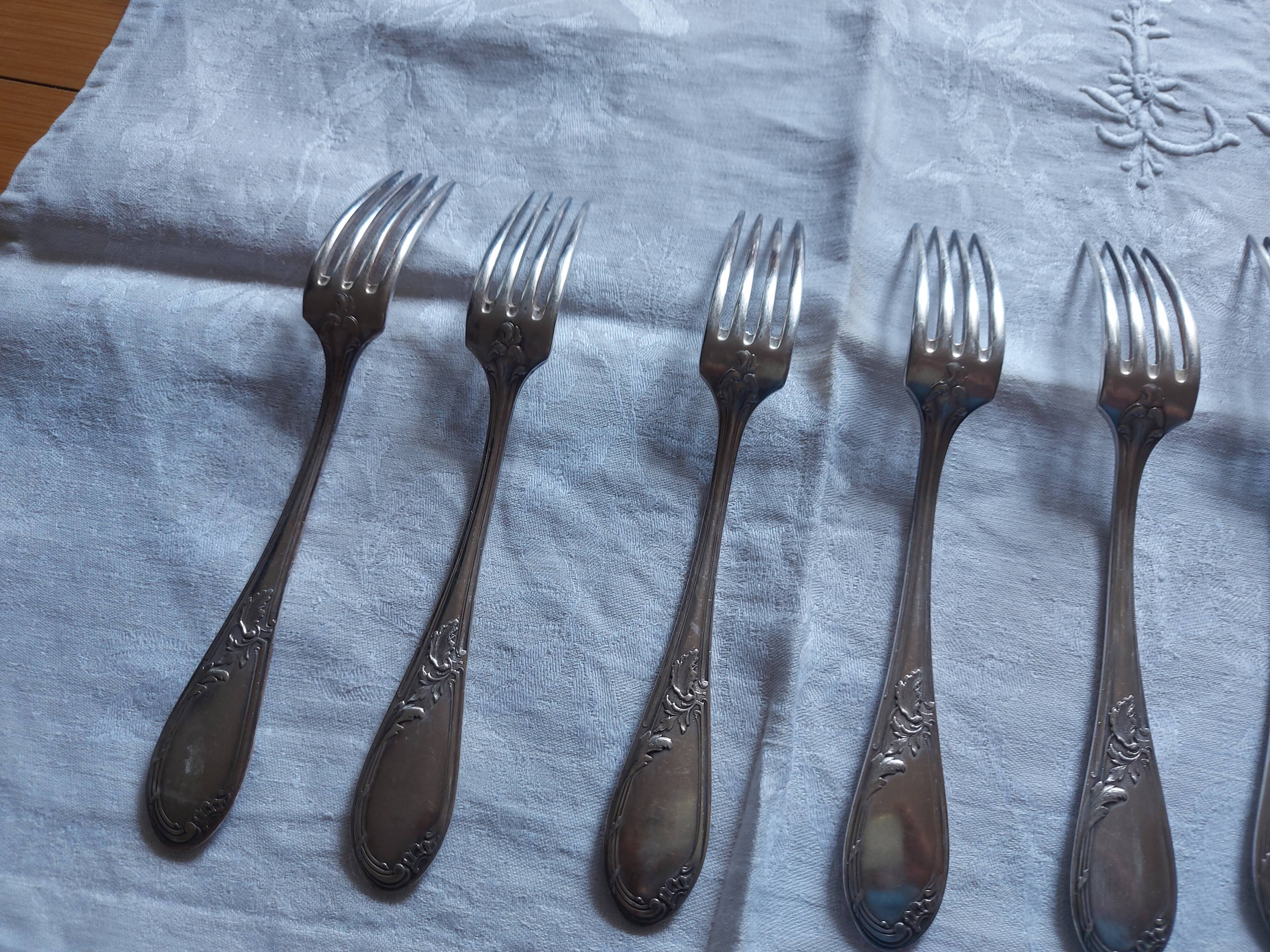 22 seats in silver metal Appolo, model Rocaille