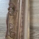 Old gilded wooden frame with beige / vintage Marie Louise