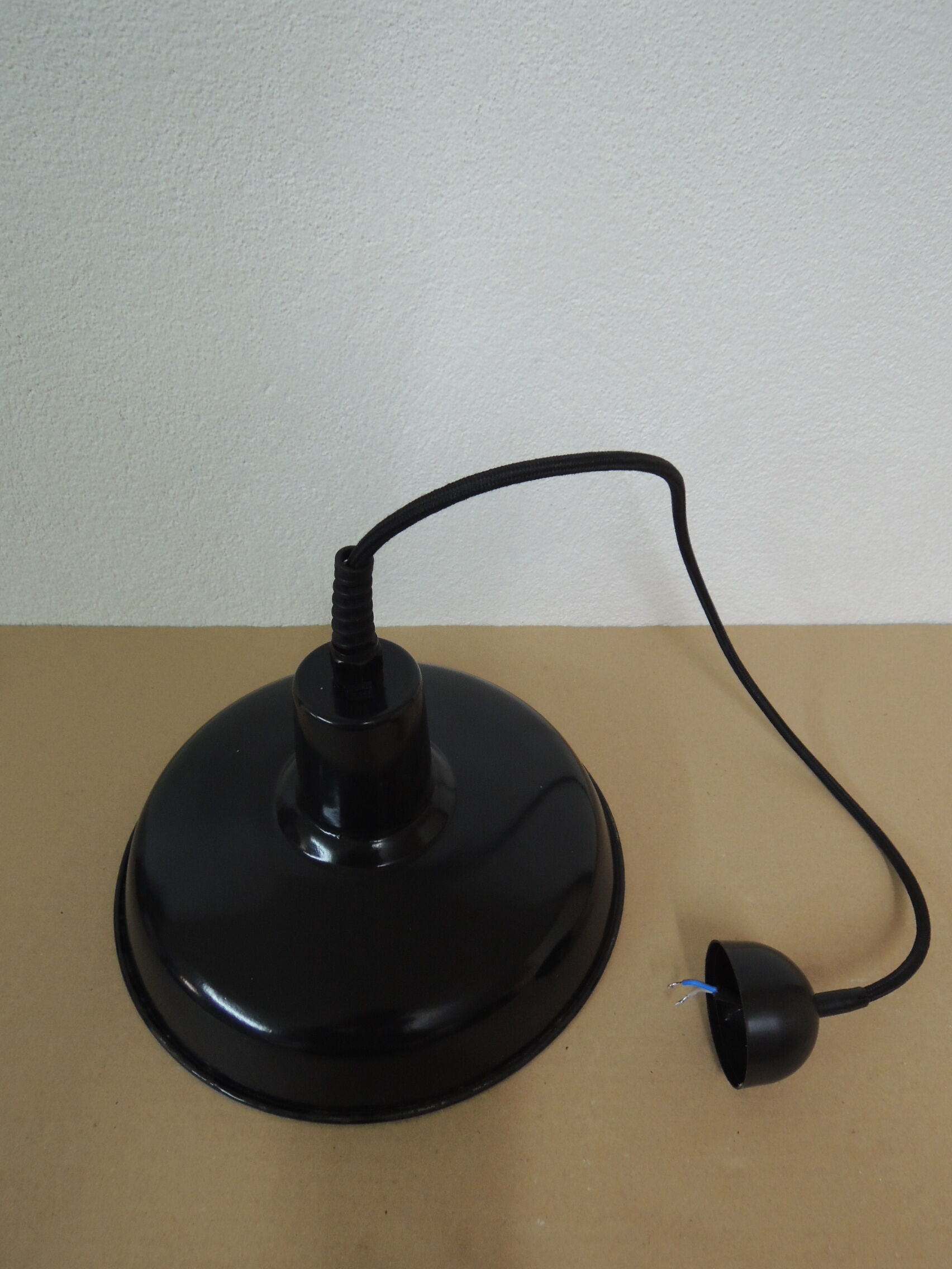 Black enamelled hanging lamp