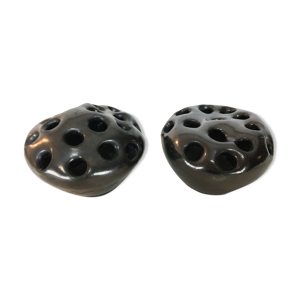 paire de vases pique fleurs design organique années 50 signés