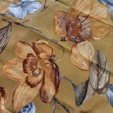 Floral tablecloth