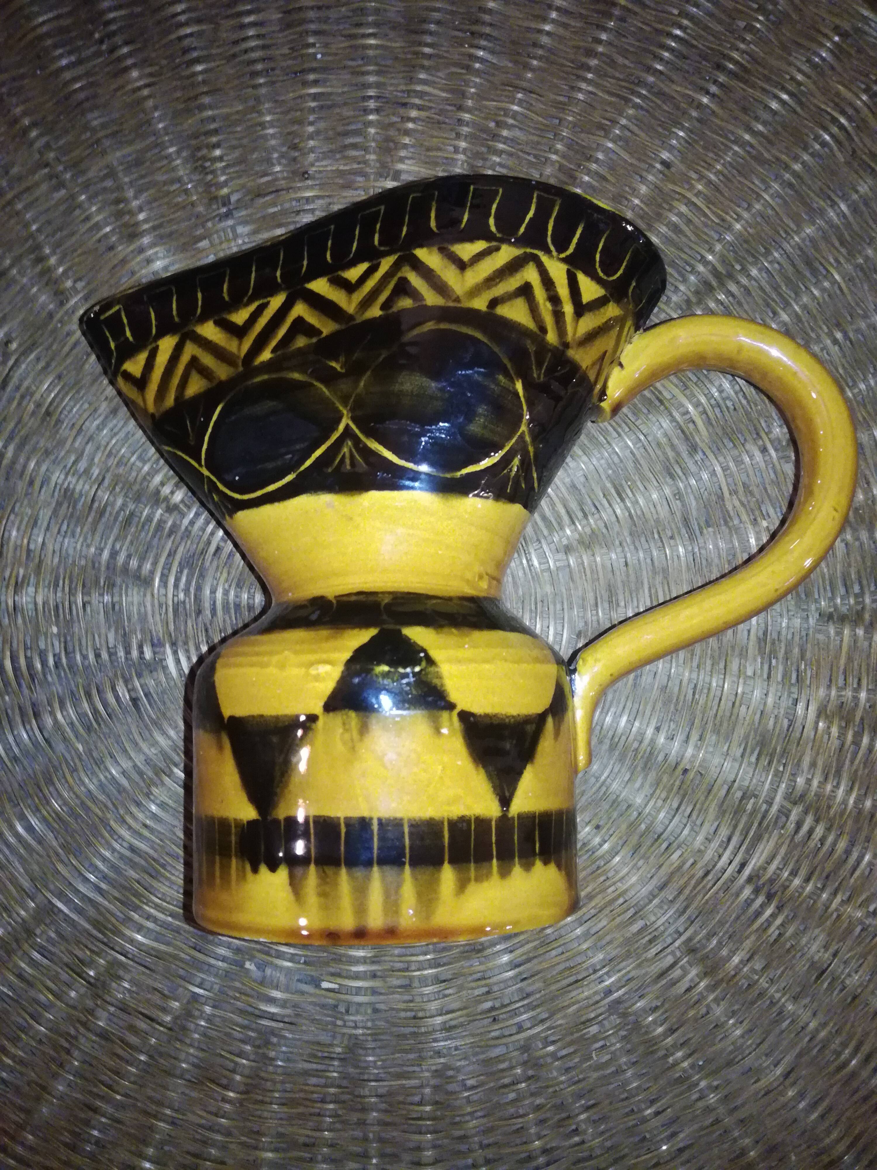 Pitcher Allix Vallauris