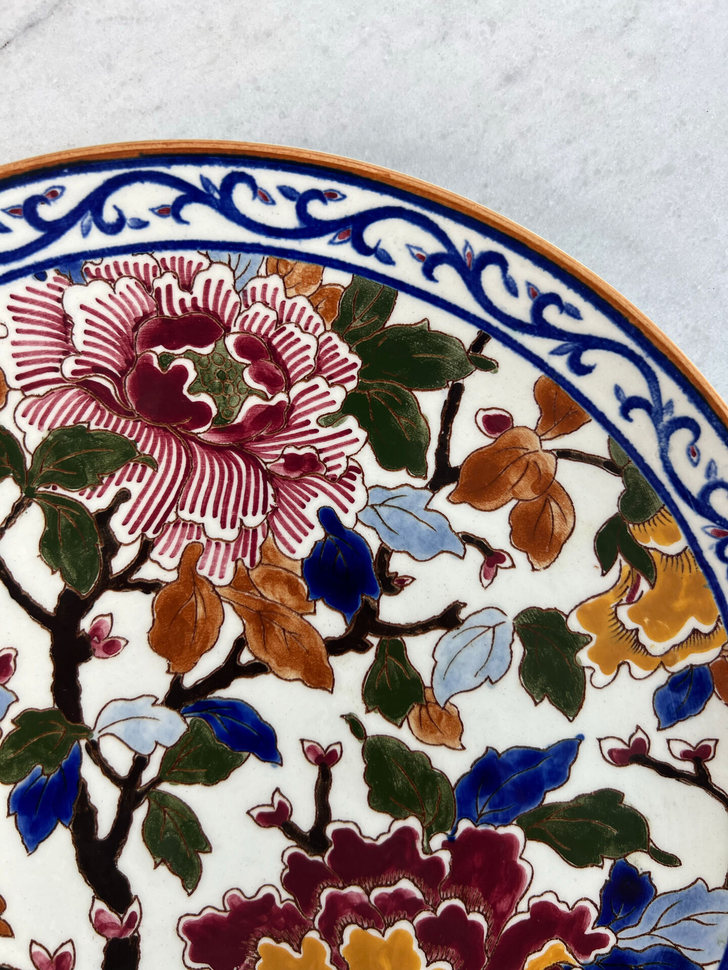 Gien — pivoine collection, hand-painted presentation plate