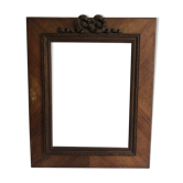 Old knot frame