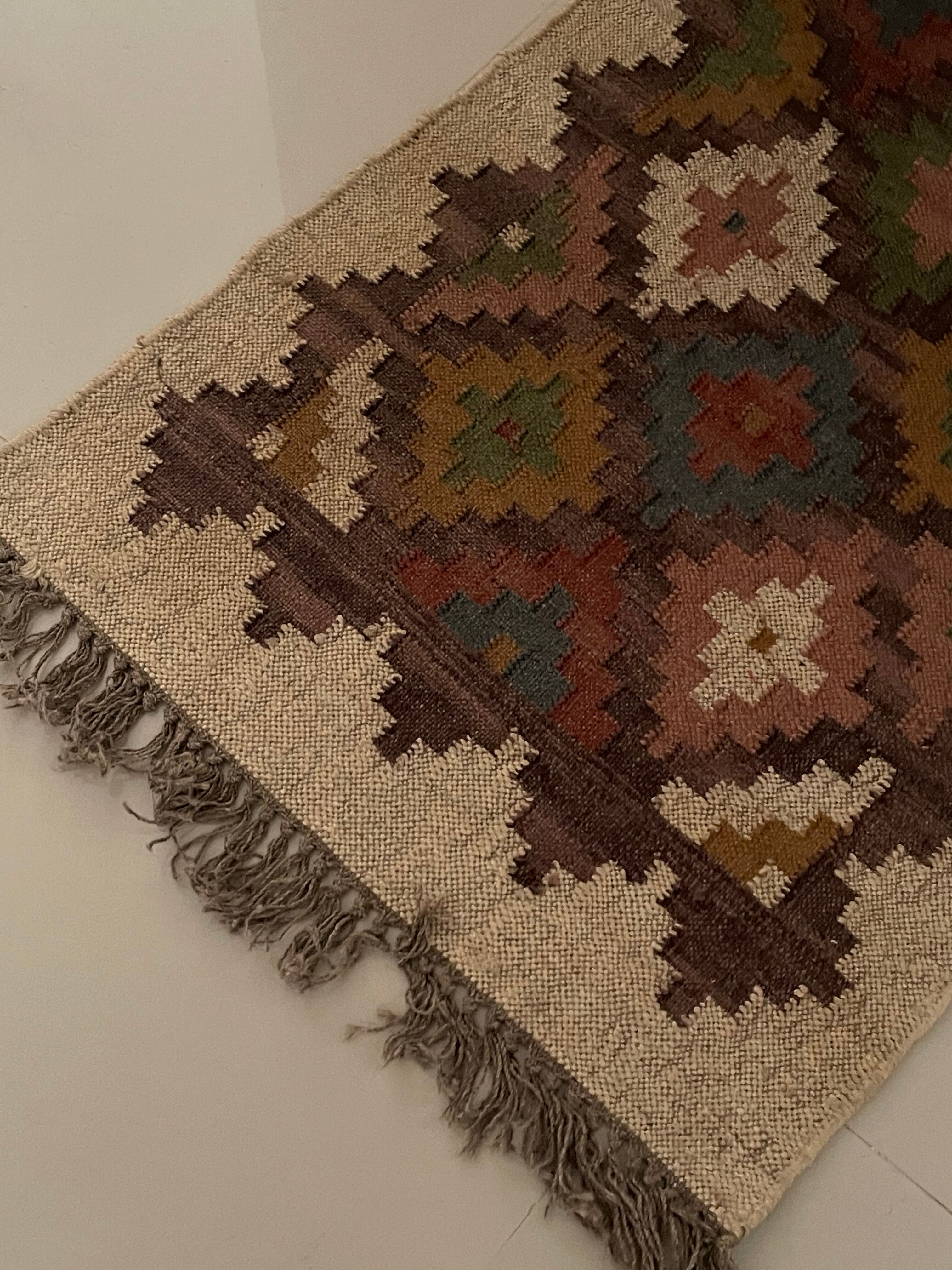 2.5 x10 ft - jute/wool kilim runner,handmade,area,home decor,bed side,indian traditional rug/carpet.