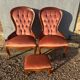 Paire de chauffeuses & pouf Louis-Philippe velours rose, XIXe