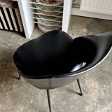Chair in black faux leather