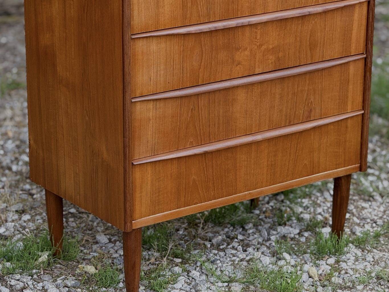 Commode (fabriquée au Danemark 1950)
