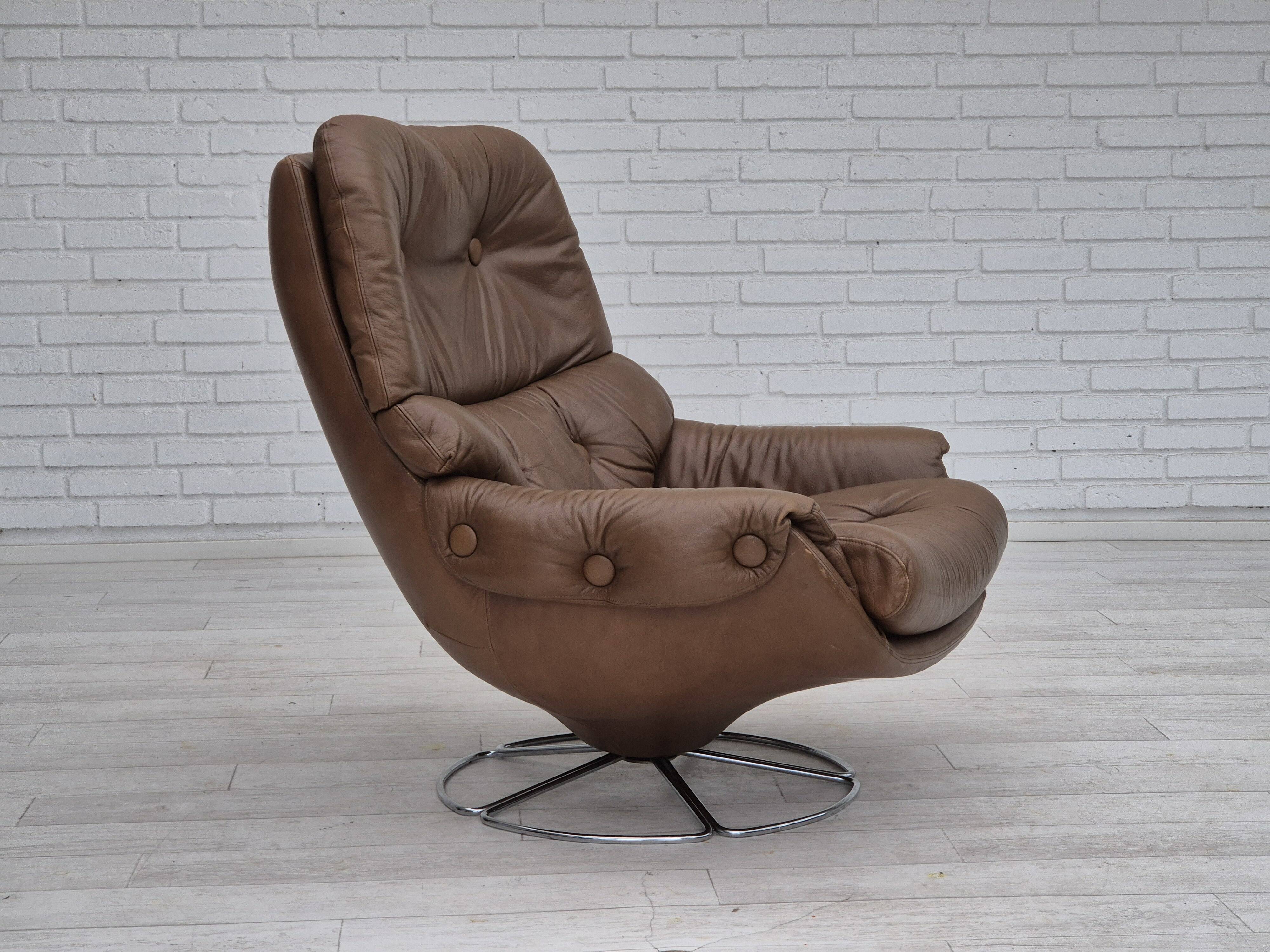 1970s, Scandinavian swivel chair, original condition, brown furniture leather.