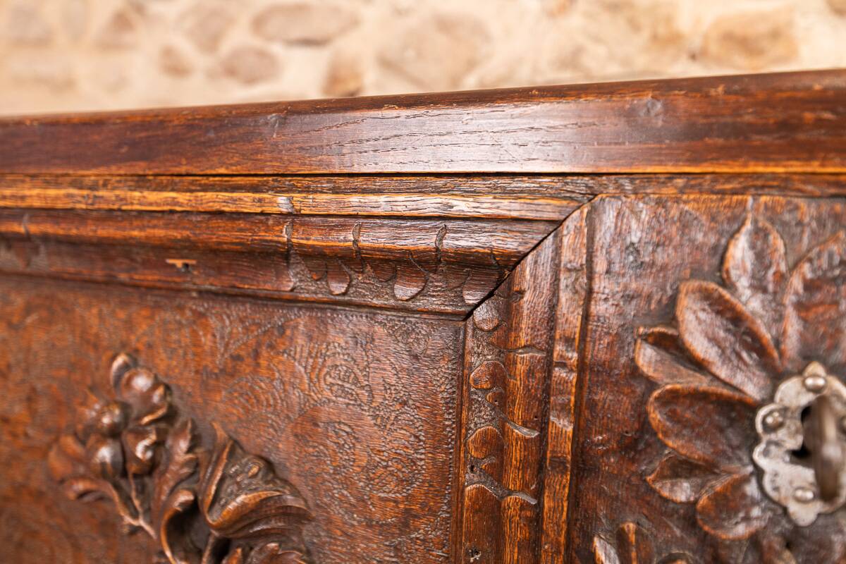 Antique Carved Solid Oak Chest – 2nd Half of the 18th Century