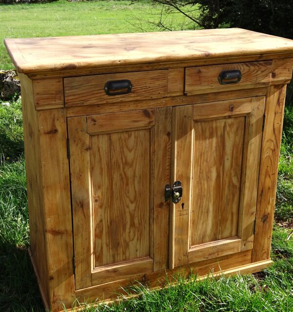 Buffet ancien style campagne