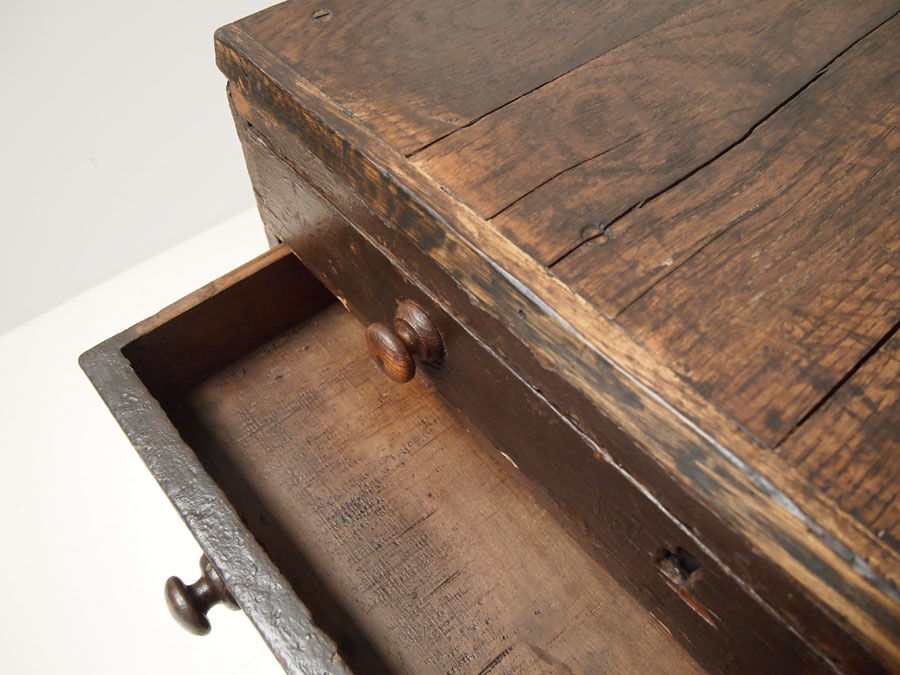 Reworked english edwardian printers draw set