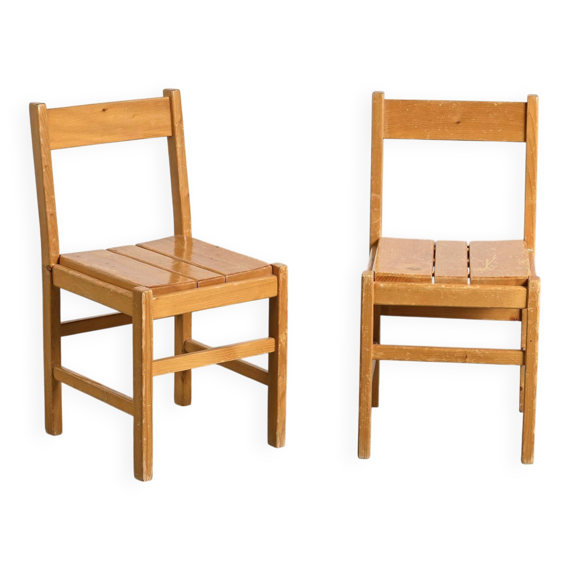 Pair of pine chairs, Maison Regain, France, circa 1970