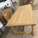 Large farmhouse table with 2 extensions and 2 drawers
