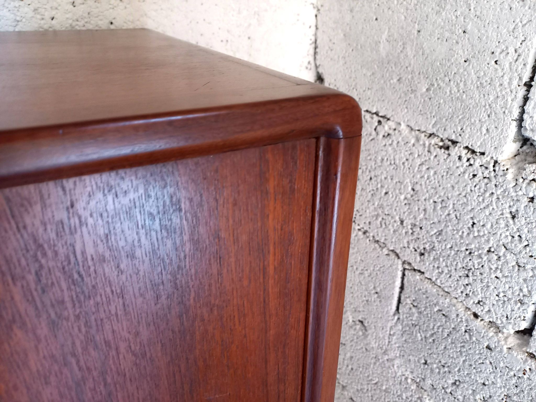 Vintage Scandinavian high row 50s 60s teak