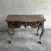 Console néoclassique antique sculptée