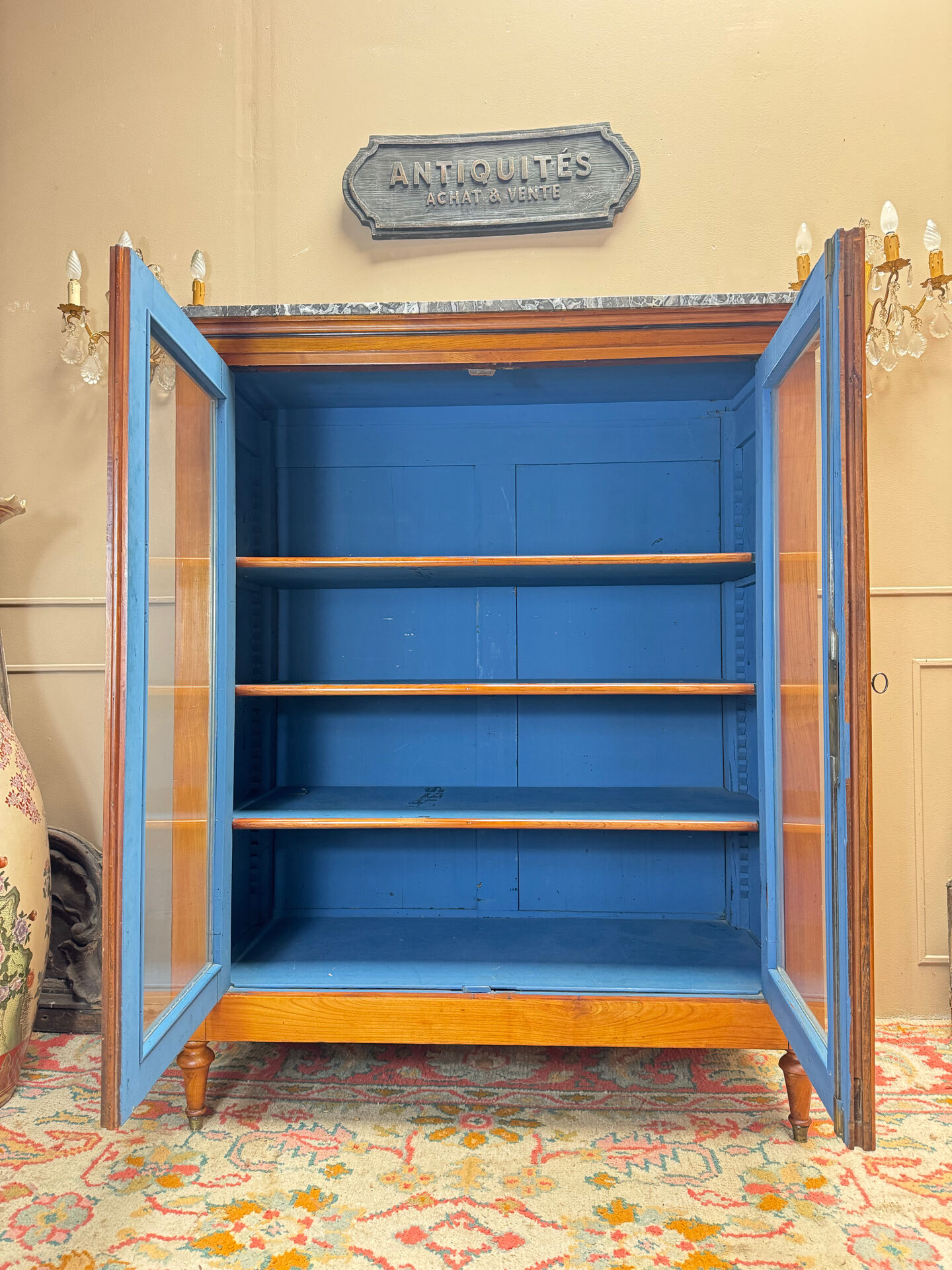DISPLAY CABINET, CHERRY WOOD BOOKCASE IN DIRECTOIRE STYLE, 19TH CENTURY
