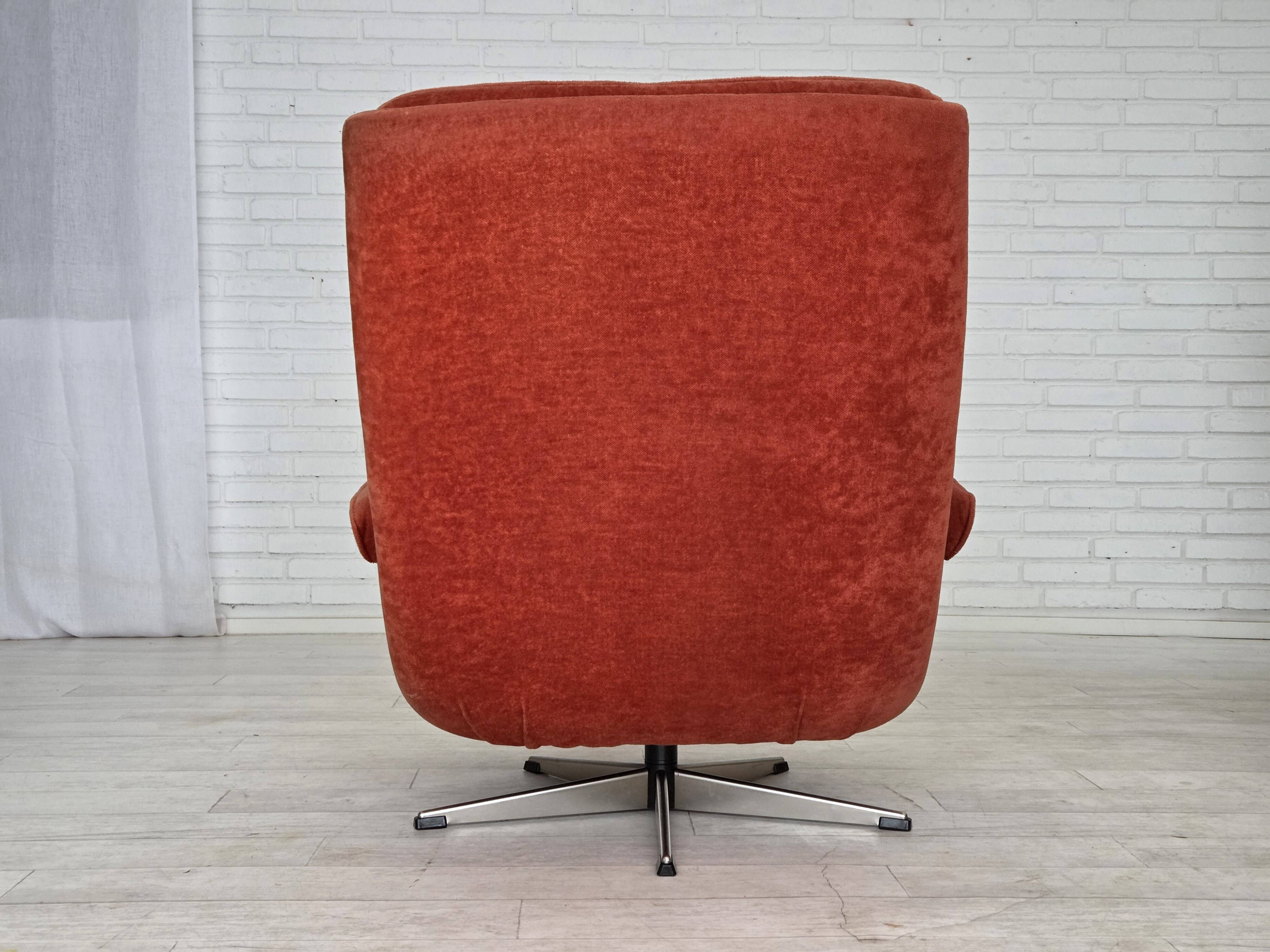1970s, Swedish swivel armchair by Ulferts Sweden, furniture velour.