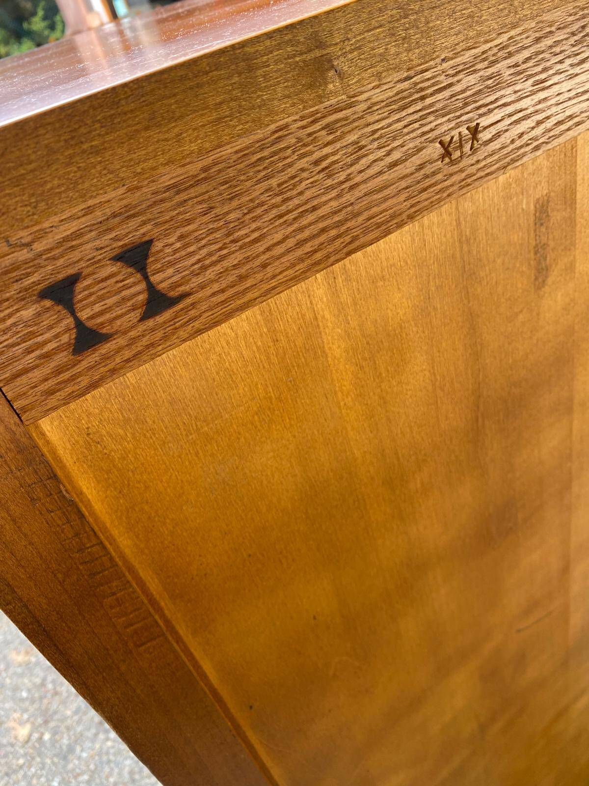 Commode, chevet en bois massif, 19ème siècle