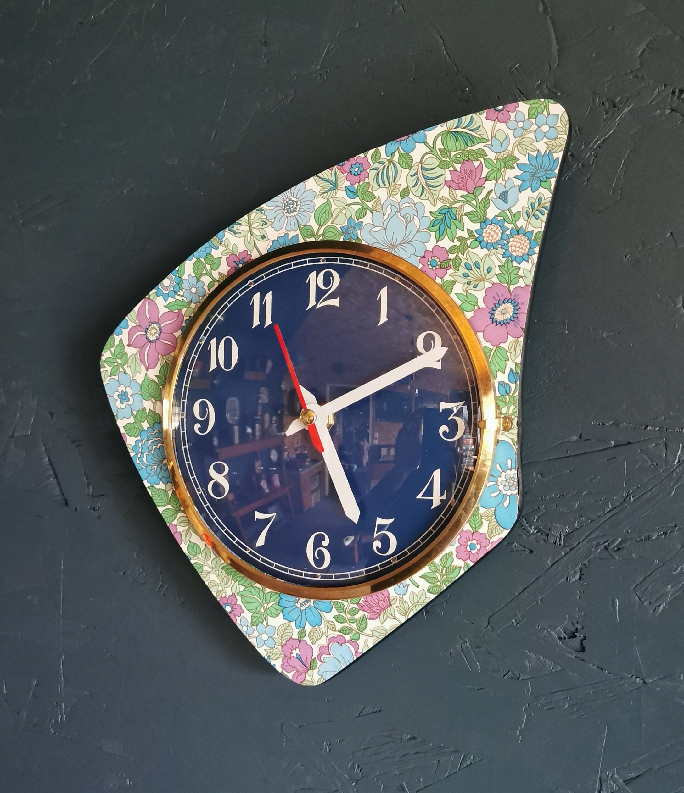 Vintage formica clock silent asymmetrical wall pendulum "Blue purple green flowers"