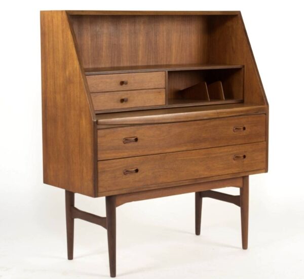 Bureau scandinave du milieu du siècle par Kofod-Larsen 1960