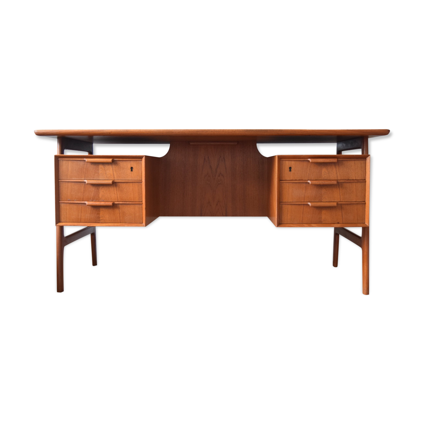 Danish model 75 desk by Gunni Omann 1960