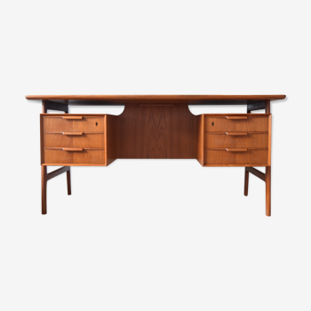 Bureau modèle 75 par Gunni Omann années 1960