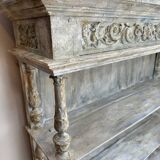 Walnut dresser, 19th century.