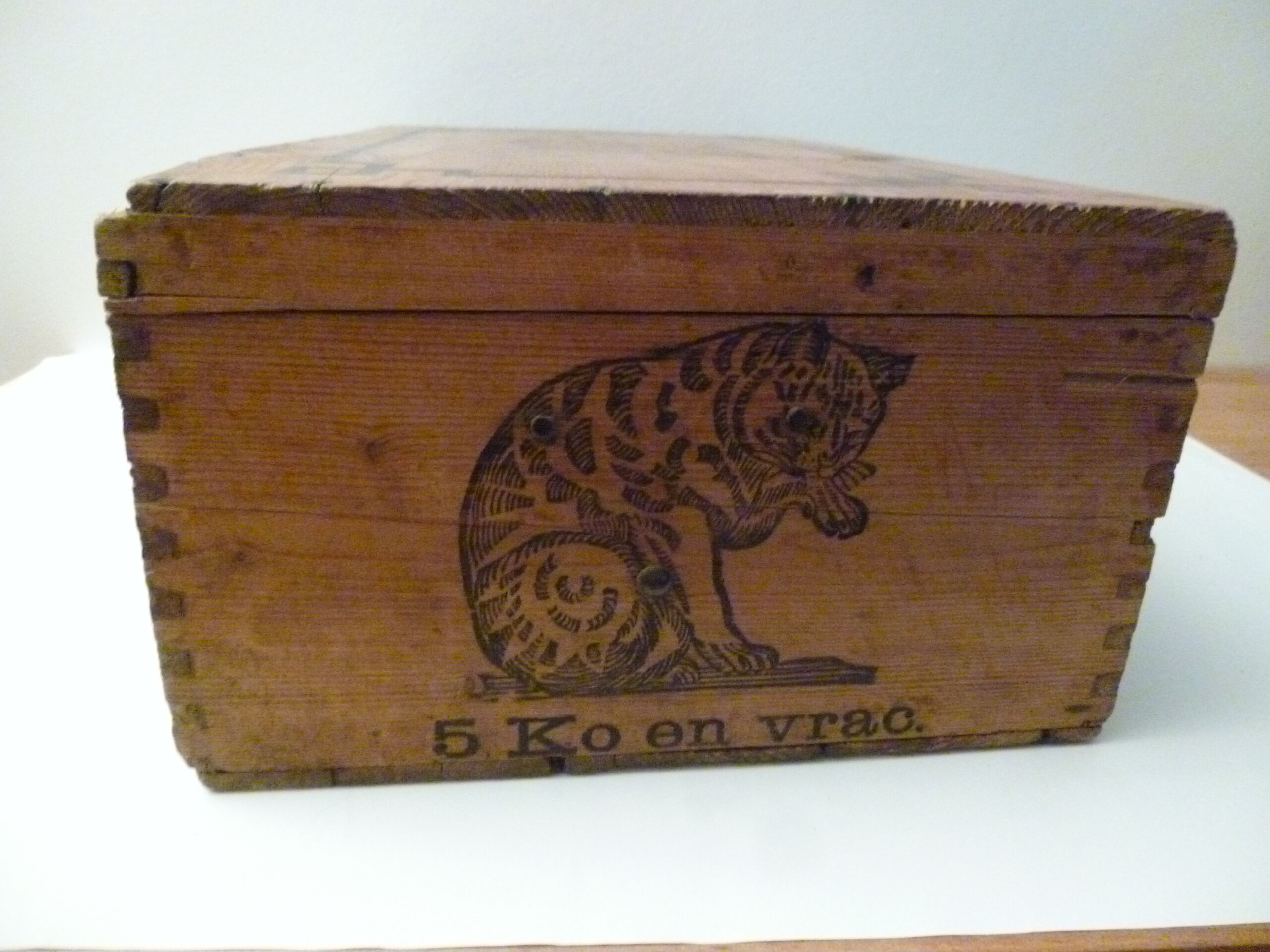old hoffmann cat starch box