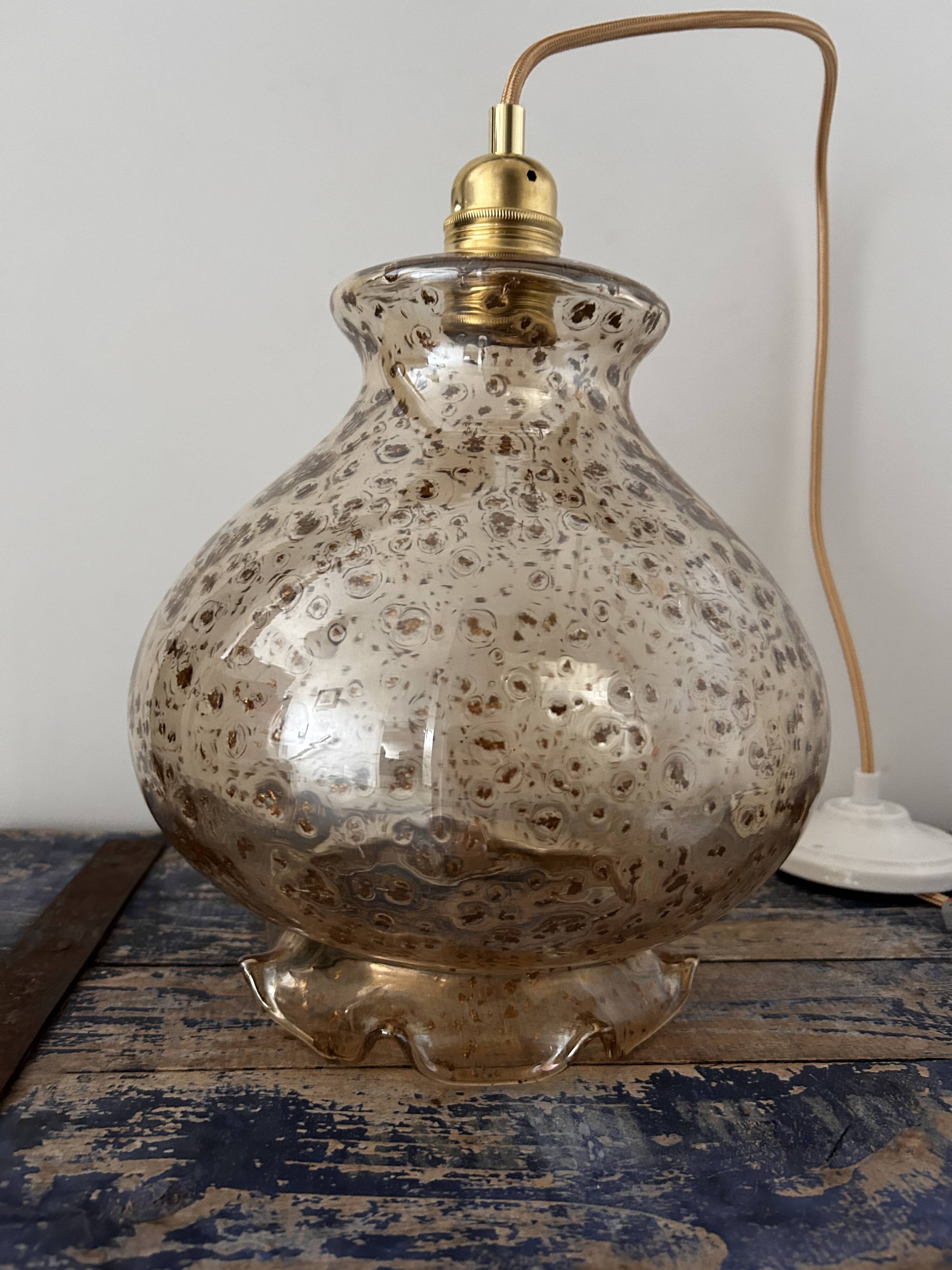 Suspension vintage en verre pailleté doré