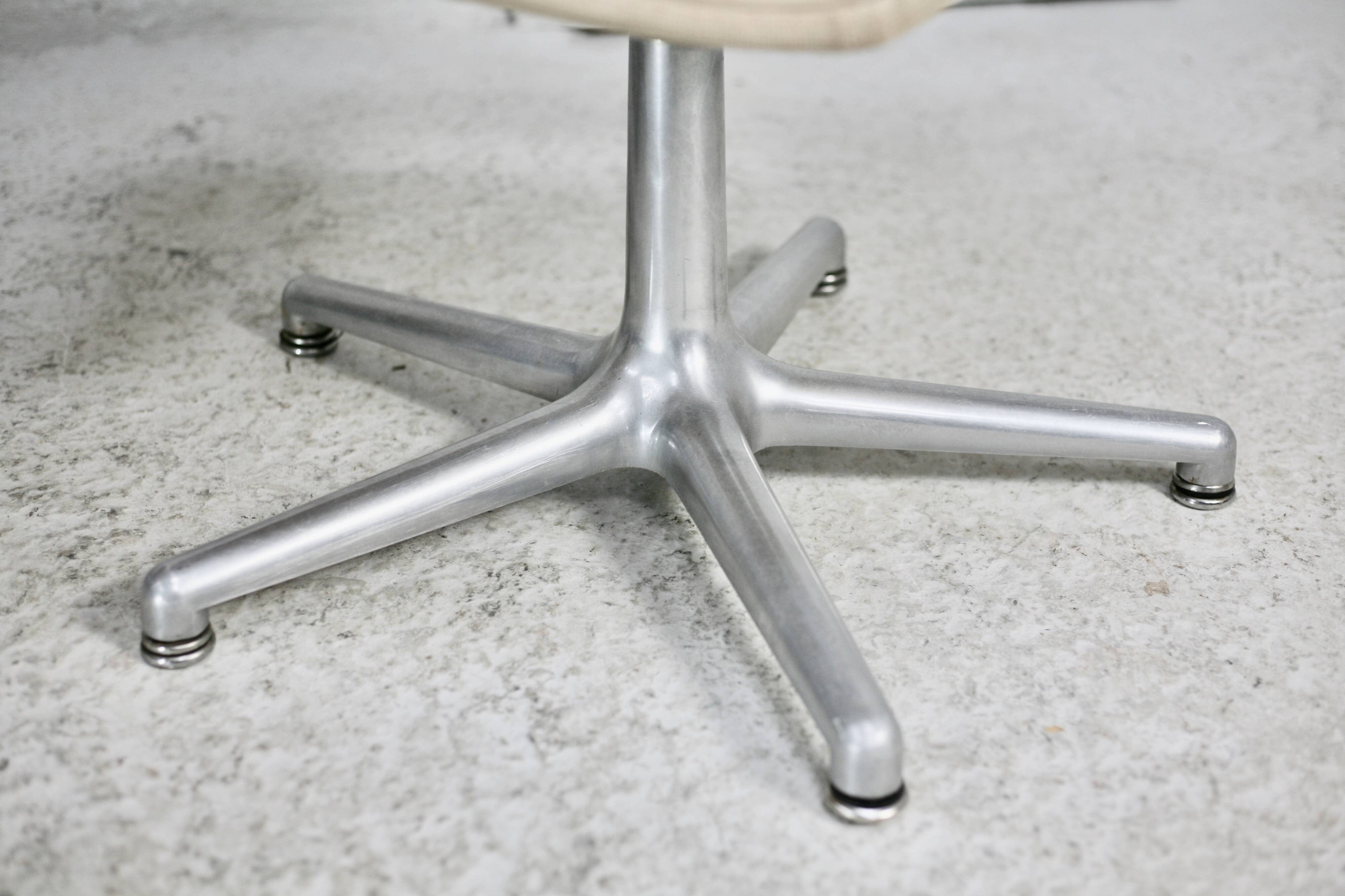 Pair of armchairs by Geoffrey Harcourt. Artifort. Circa 1970. Fixed