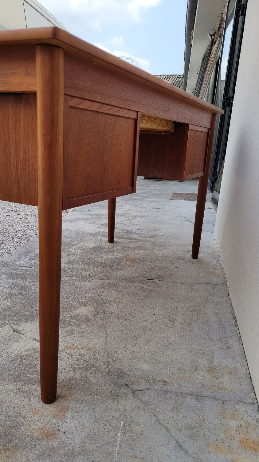 Danish Scandinavian desk in vintage teak 5 drawers, 1950s