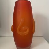 Vase en verre orange