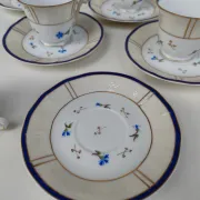 Service à café en porcelaine de Limoges, par Bernardaud. Années 30.