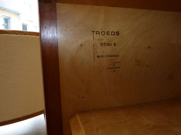 Enfilade de Nils Jonsson pour Troeds