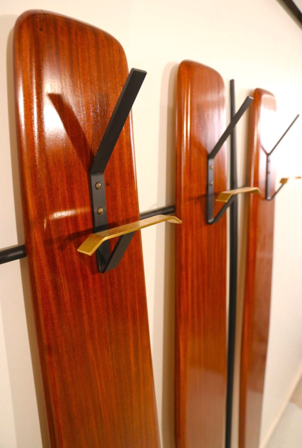 Mirrored italian coat and hat rack
