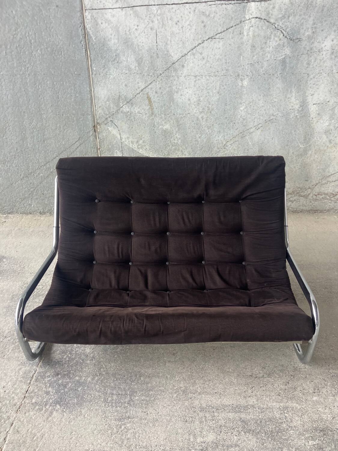 Vintage 2-seater sofa from the 1970s