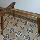 Table basse tripode années 50/60 forme rein Skai noir