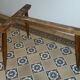 Table basse tripode années 50/60 forme rein Skai noir