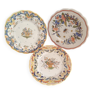 3 Assiettes peintes main. Décor Rouen.Bord en vague.