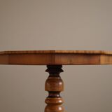 Danish Art Deco octagonal side table in birch with an inlaid top, 1940s.