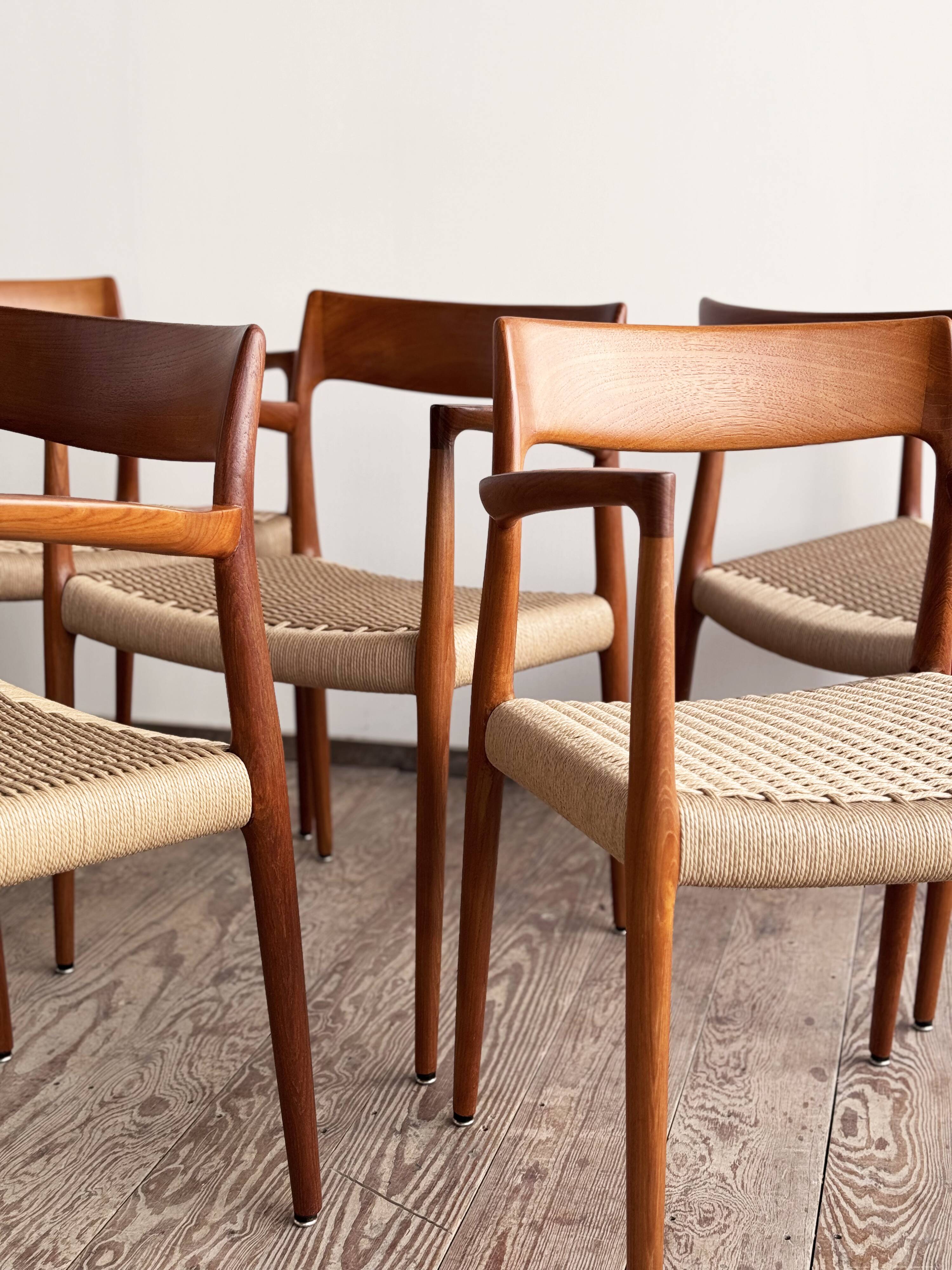 Chaises de Salle à Manger Danoises  Modèle 57 en Teck, Niels O. Møller,  JL Mollers, Ensemble de 6